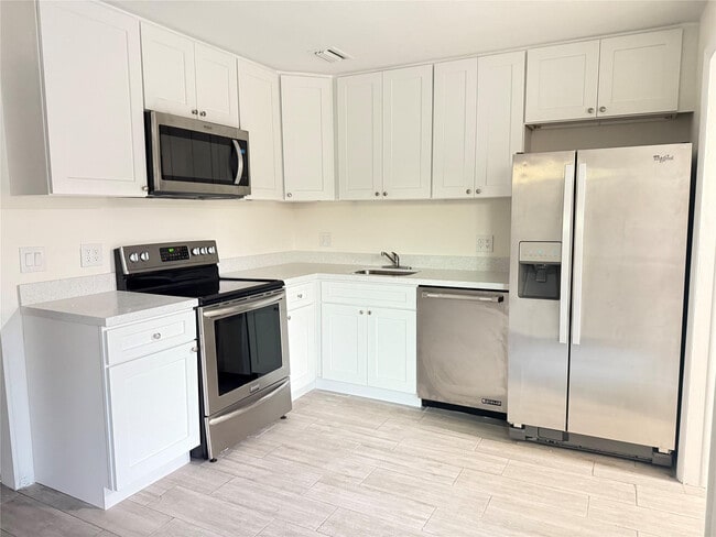 Photo - 9460 SW 52nd St