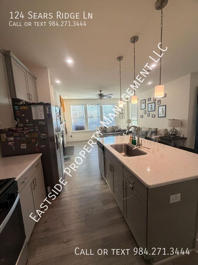 Photo - 124 Sears Rdg Ln