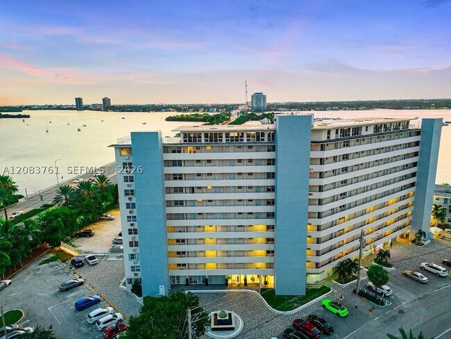 Photo - 7904 West Dr Unit 903