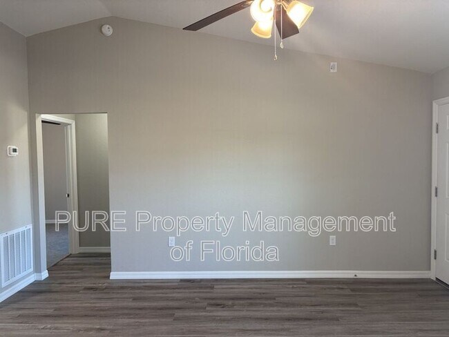 Photo - 13729 SW 61st Cir