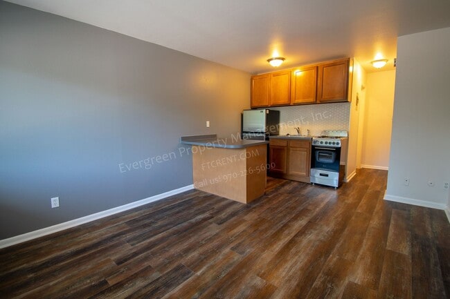 Photo - 2008 W Plum St Unidad 1A