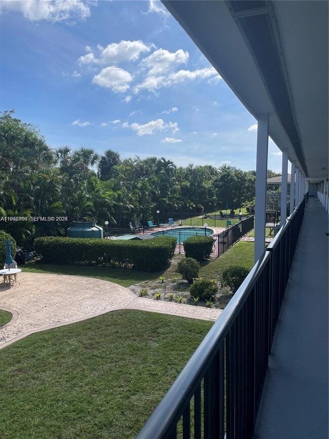 Building Photo - 1431 S 14th Ave Unit 107