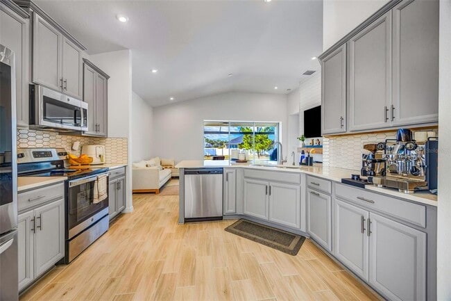 Photo - 33995 Astoria Cir