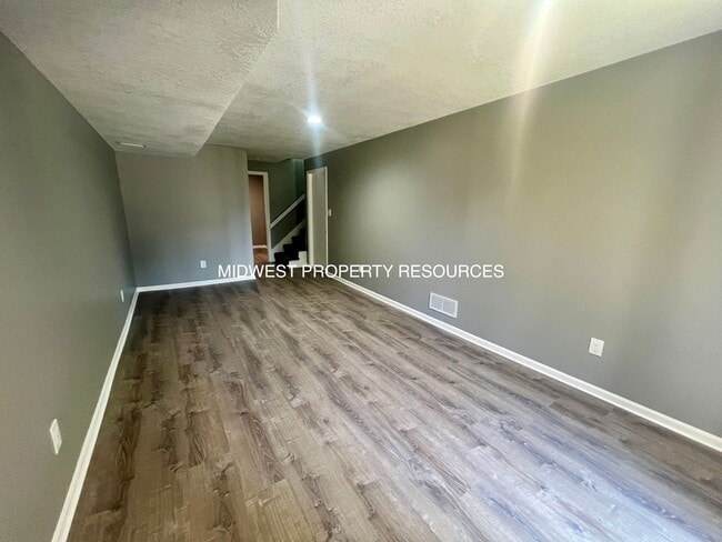 205 NW Market Pl