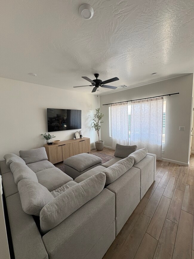 Photo - 391 S Deep Creek Dr