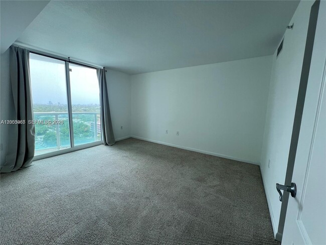 Photo - 2101 Brickell Ave Unit 1611