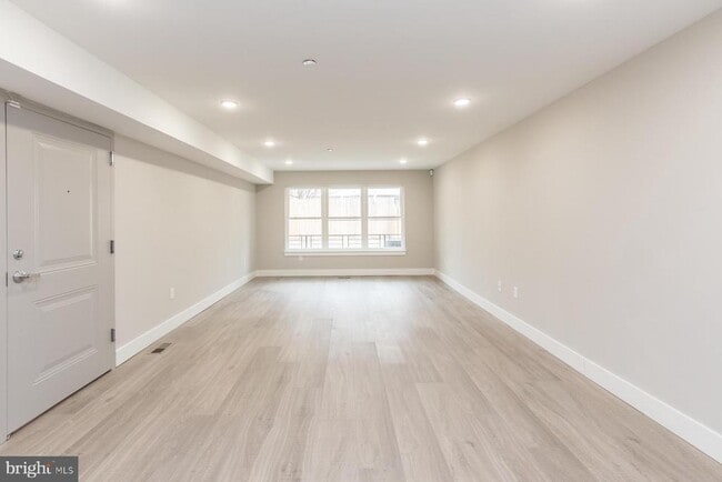 Photo - 1724 N Marshall St Unit B