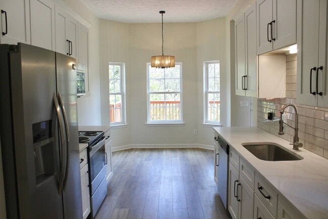Photo - Stunning Move-In Ready Home in Hendersonville – Minutes from Old Hickory Lake!