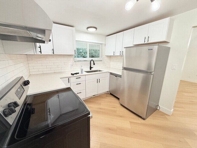 123 McClelland St Unit 123 #4