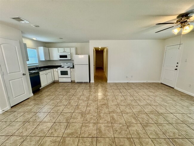 Photo - 26680 Pools Creek Dr