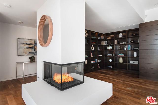 Photo - 9010 Hopen Pl