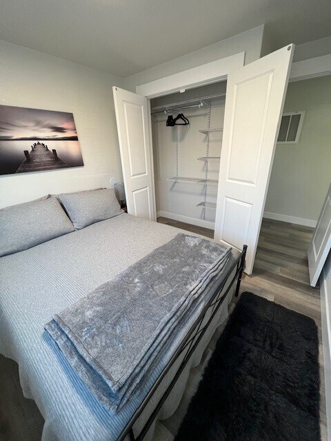 Twin Cedar Apartments -Furnished / Short Term