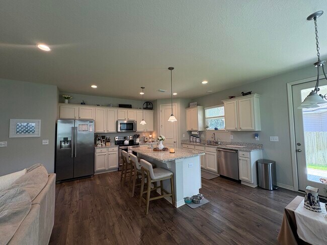 Photo - 153 Creve Core Dr