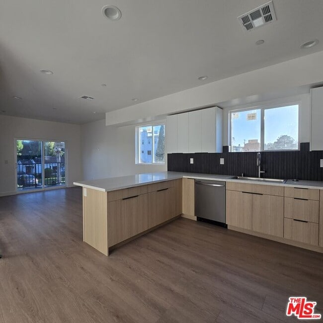 Photo - 10829 Peach Grove St Unidad 1