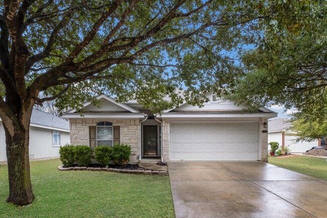 Photo - Freshly Painted Spacious 4 Bedroom!