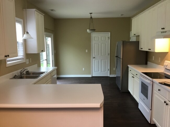 Photo - 204 Ber Creek Dr