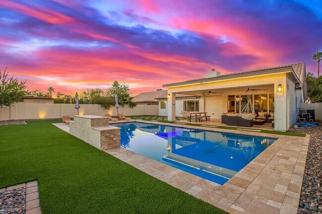 Photo - 4 br, 2 bath House - 1543 East Park Avenue