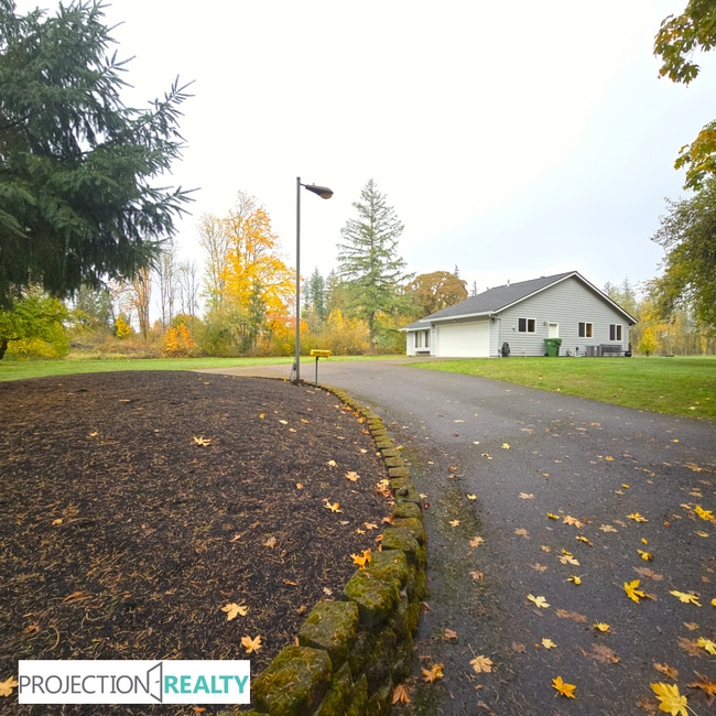 Photo - 34371 Church Rd