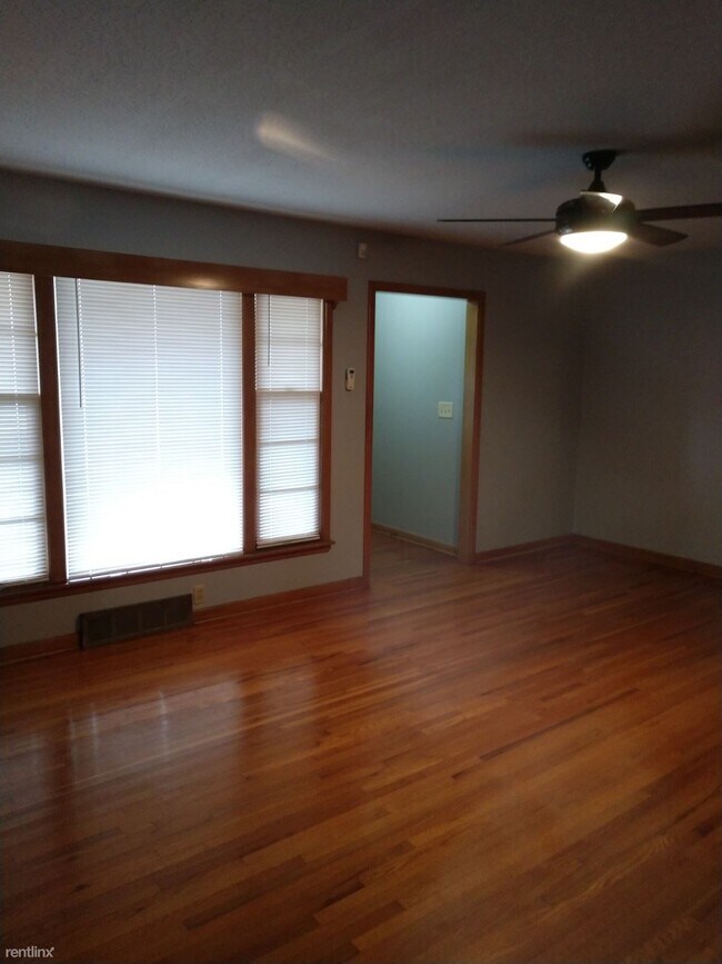 Photo - 3 br, 1 bath House - 2602 E Pawnee St