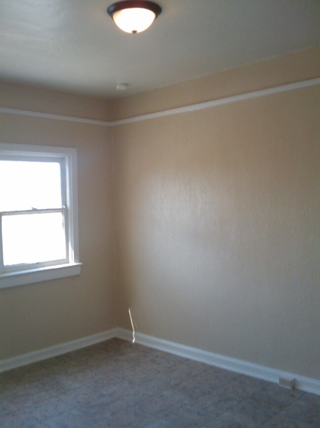 Photo - 1531 Mundy Dr Unit 2