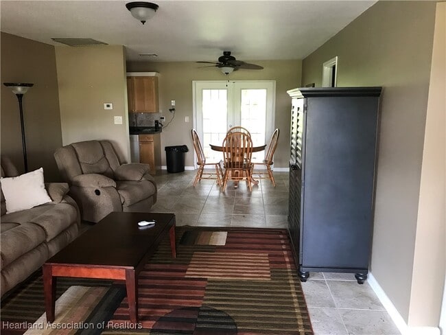 Photo - 218 Mimosa Ct