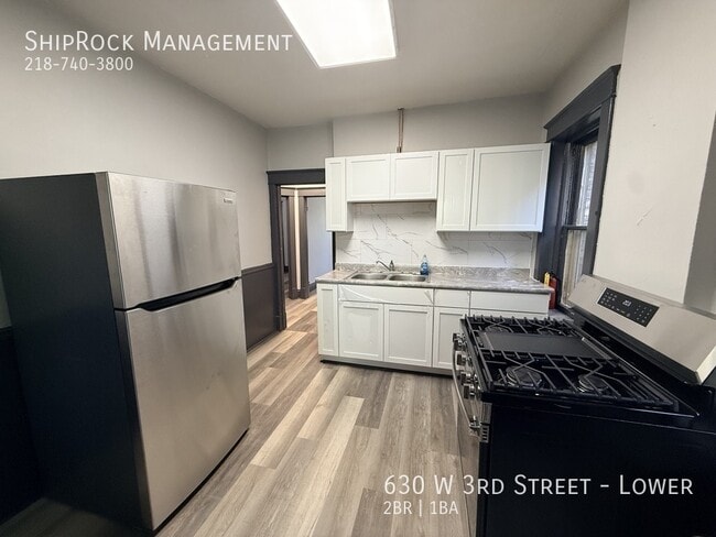 Photo - 630 W 3rd St Unit Lower