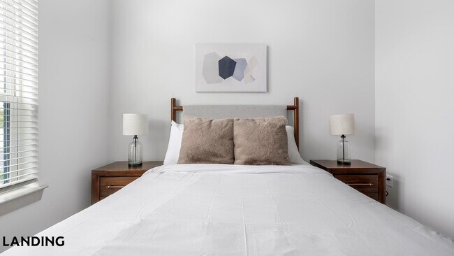 1310 Hillside Ave Unit 102