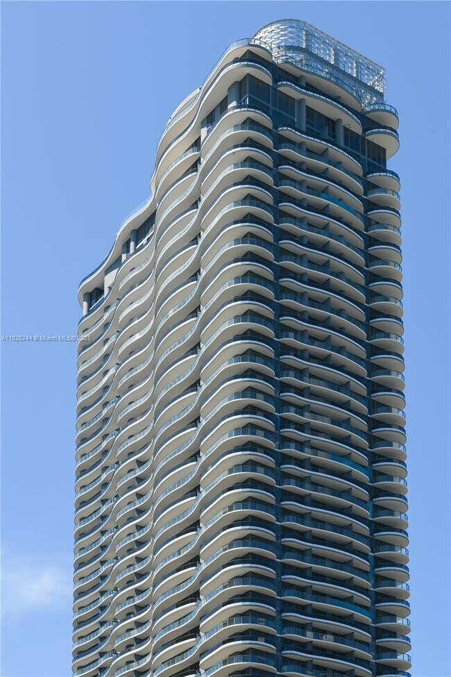 Photo - 1000 Brickell Plaza Condo Unit 3903