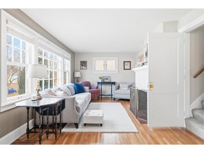 Photo - 4008 Zenith Ave N