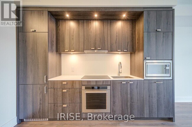 Photo - 858 Dupont St Unité 415