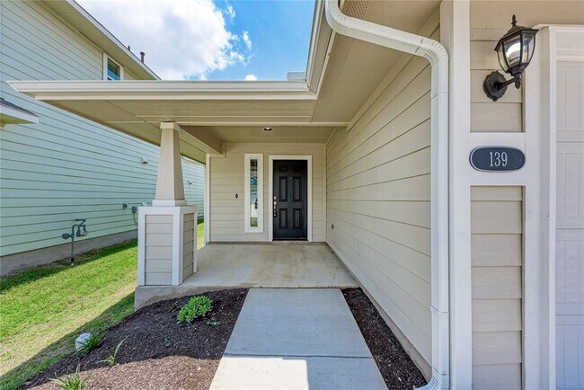 Photo - 139 Heather Glen Way