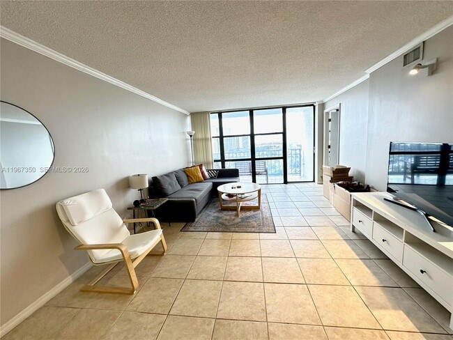 Photo - 800 Parkview Dr Unidad 1007