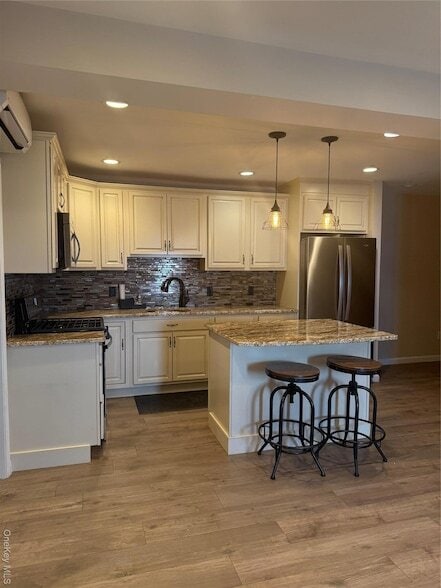 Building Photo - 8 McCullums Ln Unit B Rental