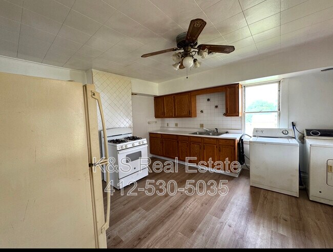 Photo - 313 5th St