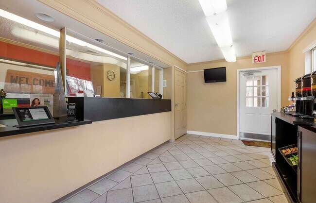 Furnished Studio-Washington, D.C. - Germantown - Town Center