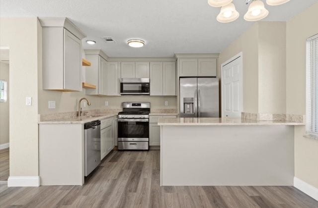 Photo - 1609 Stocking St