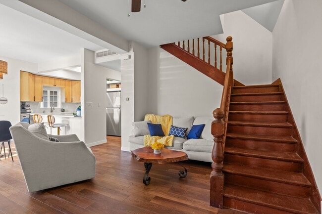 Photo - 5 Bed, 3 Bath Home in York Neighborhood- Fully Fenced Yard