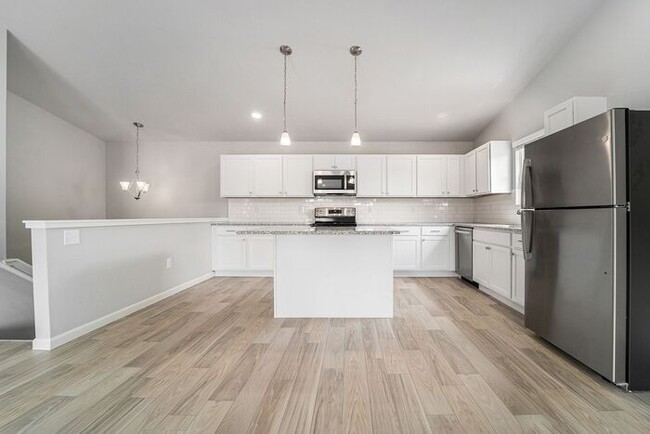 Photo - 4447 Pine Creek Dr