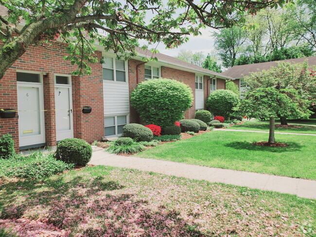 Building Photo - 19 Willowbrook Ct Rental