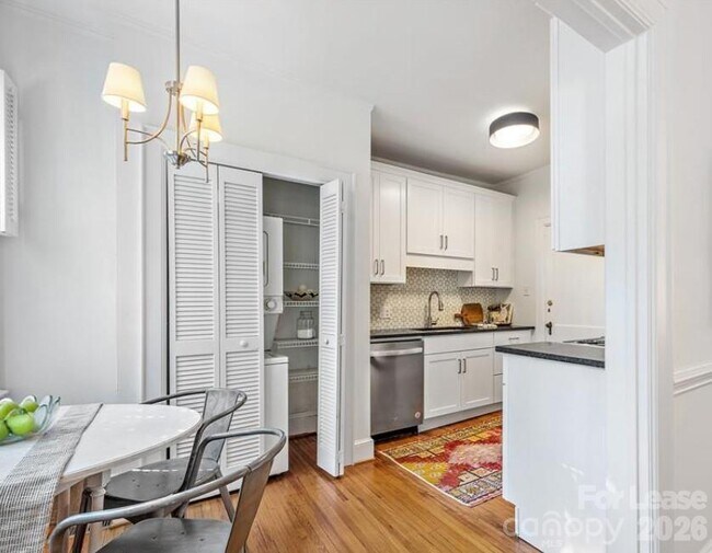 Photo - 118 Altondale Ave Unit 3