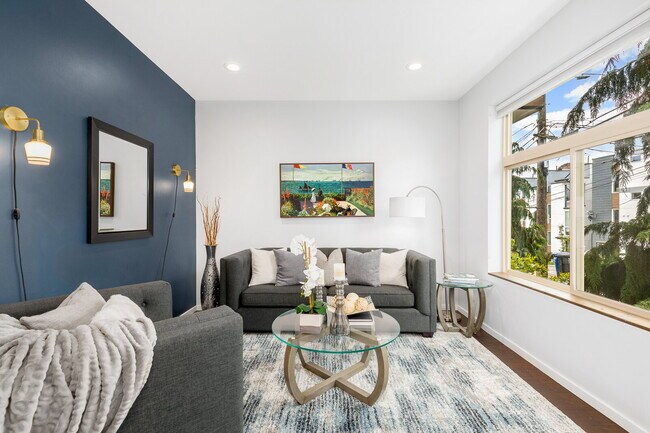 Photo - Spacious Judkins Park Townhouse- Parking-Lightrail