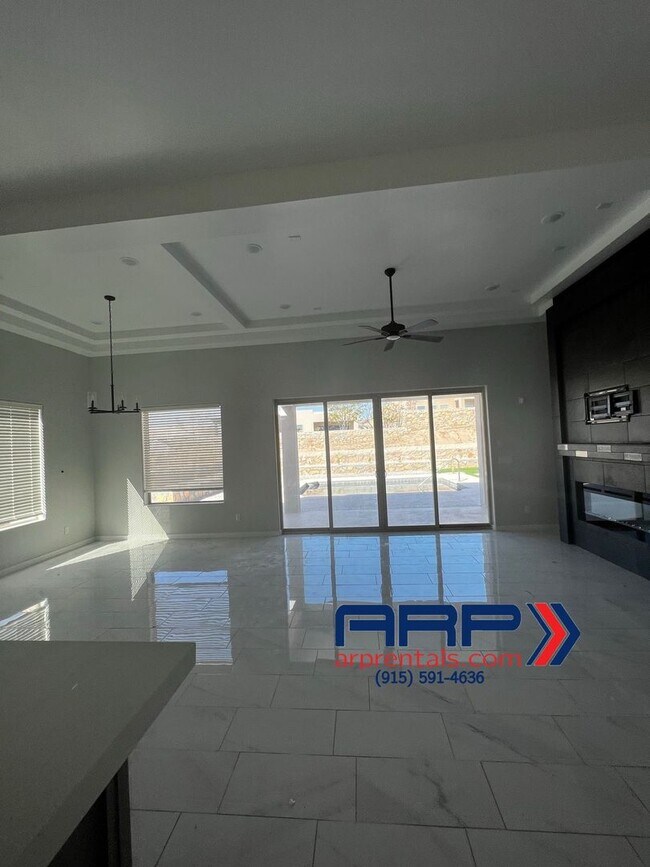 Photo - LUXURIOUS HOME FOR RENT