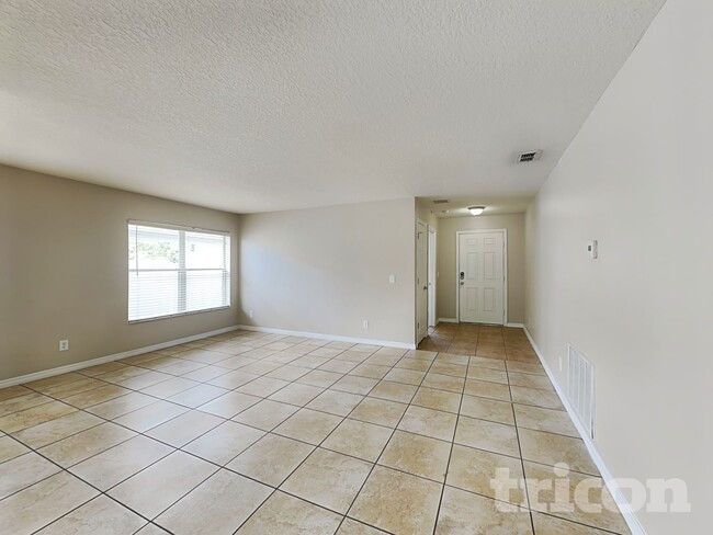 Photo - 15612 Sarcee Ct
