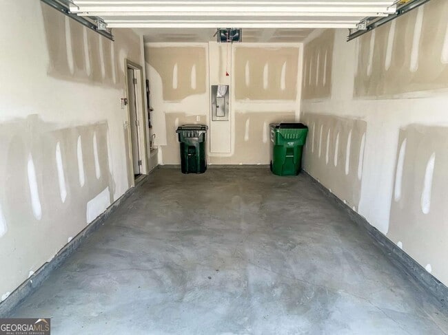 Photo - 305 Penn Sta Wy