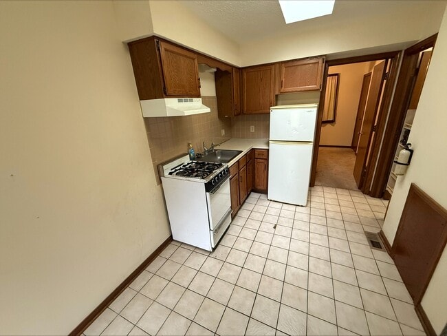 Photo - 1283 California Ave Unit 1283