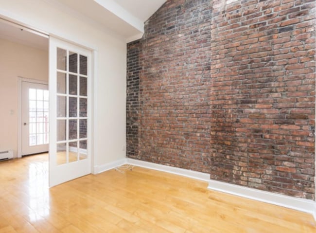 Building Photo - Avenue B