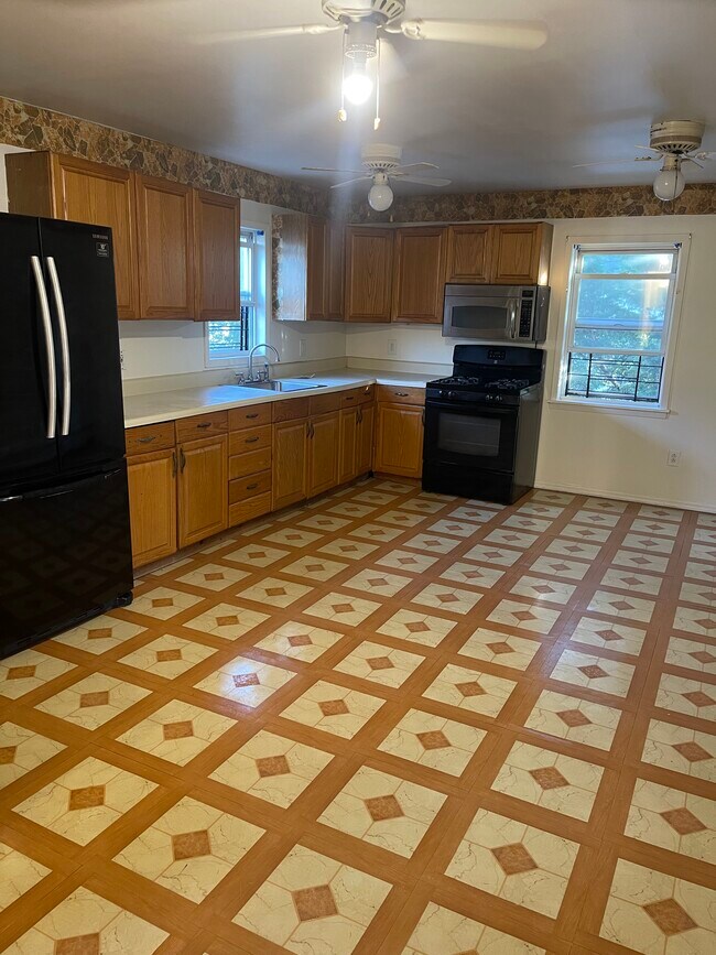 Photo - 34 Avenue A Unit 2nd floor