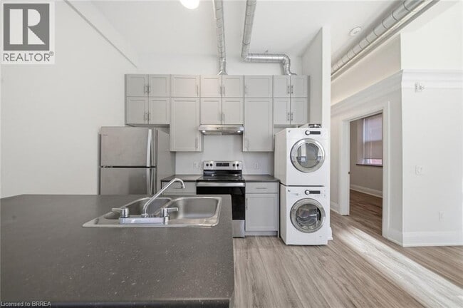 Photo - 11 Queen St Unit 201