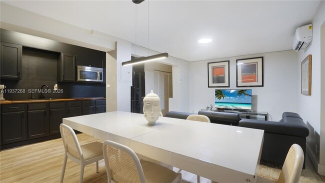 Photo - 1645 NE 9th Ave Unit 2