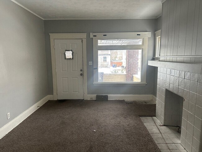 Photo - E104TH 4137/4139 Unit 3